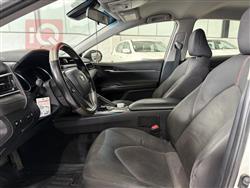 تۆیۆتا کامری